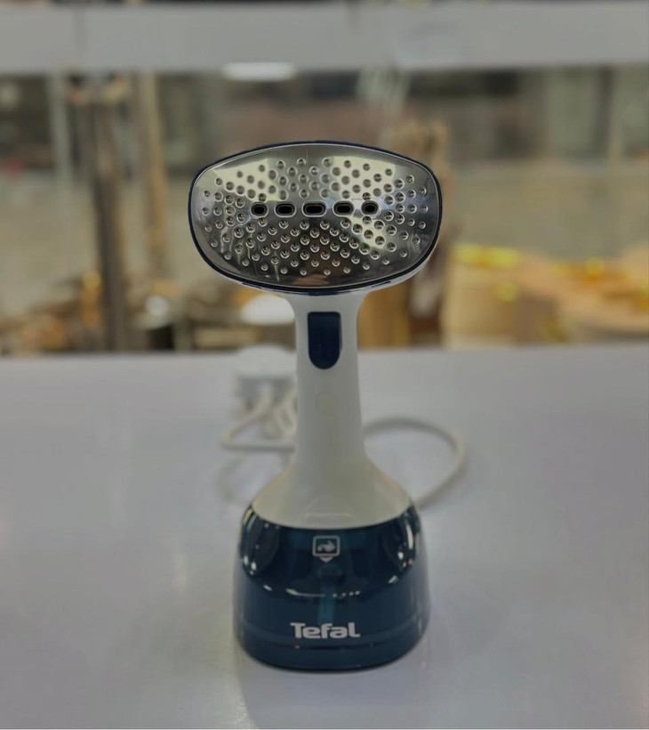 اتو بخارگر تفال مدل DT7130 ظرفیت ۱۵۰ میلیلیتر